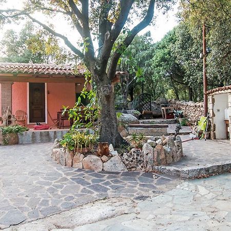 Casa Vacanze San Pantaleo Exterior foto